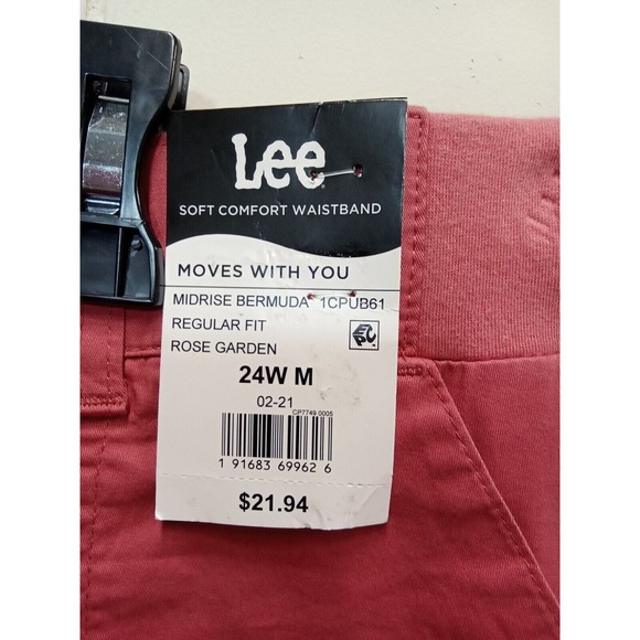 Lee Womens Midrise Bermuda Regular Fit Rose Garden Shorts (Size 24W) Nwt - Picture 10 of 16